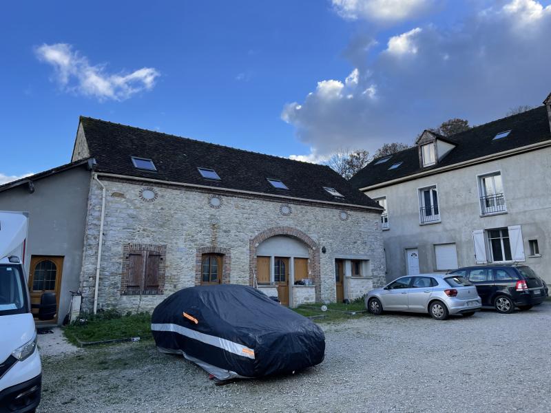 Immeuble  pièces Nemours disponible à la Vente